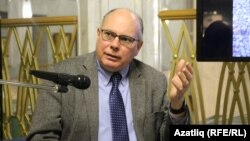 Юлай Шамилоглы