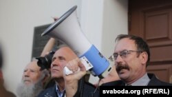 Вячаслаў Сіўчык на сустрэчы з выбарцамі 23 верасьня