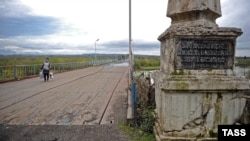 Журналистов также интересовало, сколько в этом году выехало на лечение в Грузию