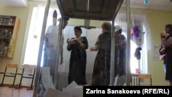 9 июня голосование на выборах югоосетинского парламента проходило и в посольстве республики в Сухуме