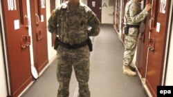 زندان گوانتانامو، طی چند سال اخير به بزرگ ترين چالش ايالات متحده آمريکا با مراجع حقوق بشری تبديل شده است.