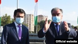 Эмомали Рахмон и его старший сын Рустами Эмомали