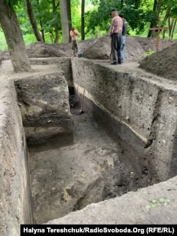 Розкопки на місці старої церкви