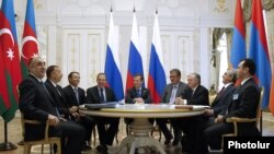 Встреча президентов России, Армении и Азербайджана в расширенном составе, Казань, 24 июня 2011 г.