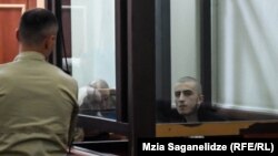На скамье подсудимых двое – 20-летний Автандил Канделакишвили и 23-летний Георгий Сохадзе