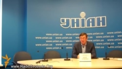 Луценко не братиме участі у «братовбивчій війні» виборів