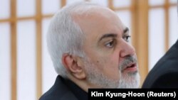 محمدجواد ظریف، وزیر خارجه ایران، بار دیگر گفته است پهپاد آمریکایی در حریم هوایی ایران هدف قرار گرفت