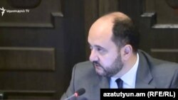 Министр образования, науки, культуры и спорта Армении Араик Арутюнян (архив)