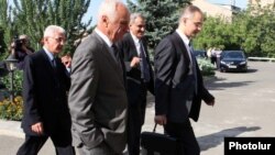 Armenia - Representatives of the opposition Armenian National Congress are heading to a meeting with government negotiators, 16Aug2011.
