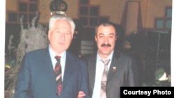 Чыңгыз Айтматов менен Нусрет Мамедов. 