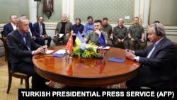 Ռեջեփ Թայիփ Էրդողանը, Վլադիմիր Զելենսկին և Անտոնիո Գուտերեշը, Լվով, 18 օգոստոսի, 2022թ.