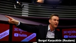 Видання Bellingcat, The Insider, Der Spiegel і телеканал CNN 14 грудня 2020 року випустили спільне розслідування, в якому стверджували, що до отруєння Олексія Навального можуть бути причетні співробітники ФСБ Росії