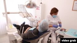 Այցելուն ատամնաբույժի մոտ, արխիվ