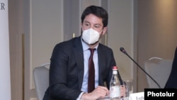 Armenia - Eoghan Murphy, head of an OSCE election observation mission in Armenia, at a news conference in Yerevan, May 19, 2021.
