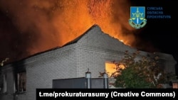 Наслідки одного з попередніх російських ударів на Сумщині, фото ілюстративне