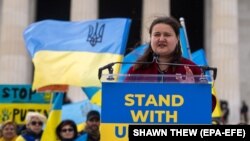 Посол України у США Оксана Маркарова під час мітингу на підтримку України в час масштабної збройної агресії Росії. Вашингтон, 27 березня 2022 року