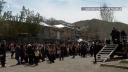 Ինչի՞ երեխան չտեսնի երկրի վարչապետին․ Գետափի դպրոցի տնօրեն