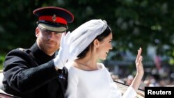 Первые минуты после бракосочетания, Виндзор, 19 мая 2018
