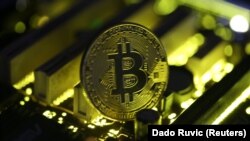 بیت کوین، یکی از ارزهای دیجیتالی رایج در بازار 