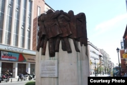 Памятник адвокатам в Мадриде, убитым правыми радикалами.