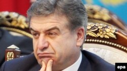 Бывший премьер-министр Армении Карен Карапетян (архив)
