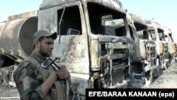 یک مأمور پلیس در محل انفجار انتحاری در نیروگاه برق سامرا