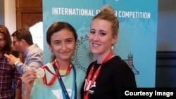 Оминаи Иззатулло соҳиби медали тилои мусобиқае дар Бритониё шуд.