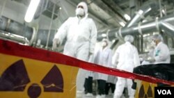 سینگ: آنچه که جامعه بین‌المللی خواستار توقف آن شده، بخشی از فعالیت اتمی است که نفعی برای مردم ایران ندارد.