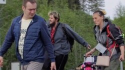 How A Latvian Volunteer Driver Helps Ukrainians Escape From Russia