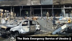 Президент України Володимир Зеленський, коментуючи ракетний удар по Вінниці, назвав Росію країною-«вбивцею і терористом»