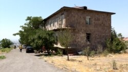 Լաչինից տեղահանված և Երևանում ապաստանած 16 ընտանիք փողոցում հայտնվելու վտանգի առջև է կանգնած