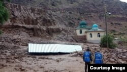 Бишкек - Нарын - Торугарт унаа жолундагы сел. 30-июль, 2022.