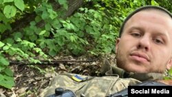 Американський доброволець Скайлер Джеймс Ґреґґ 