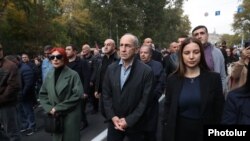 Former President Robert Kocharian (in the center) participating in a march organized by the Resistance Movement in Yerevan. Nov. 5, 2022