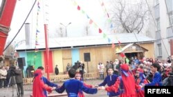 "Ижтимоий фикр" ёйинлаган маълумотларга кўра, Ўзбекистонда миллатлараро муносабатларда муаммолар йўқ. 