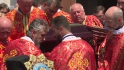 У Києві поховали колишнього главу УГКЦ кардинала Любомира Гузара (відео)