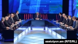 Серж Саргсян отвечает на вопросы представителей армянских телеканалов, 2 декабря 2015 г․  