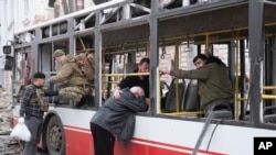 Наступствы расейскага ракетнага ўдару па Сумах. 13 красавіка 2025 году