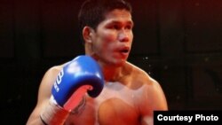 Muaý Taý tälimçisi Komsan Phiphitsala