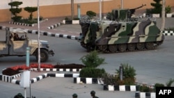 Merkezi bankyň töweregine tanklar ýerleşdirildi, Sana, 21-nji mart.