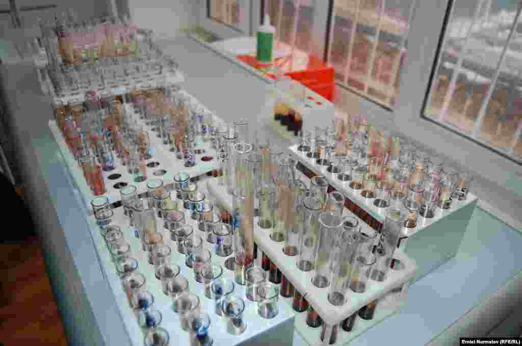 Генпрокуратура возбудила уголовное дело против чиновников Минздрава, обвиняемых в нецелевом использовании гранта Глобального фонда по борьбе по СПИДом в размере 35 млн. долларов. 