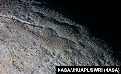 سطح یخی پلوتون