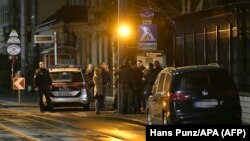 Австри, Венин полици. Архивера сурт. 2018.