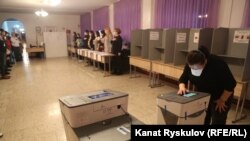 Кыргызстандагы шайлоолордун бири. Иллюстрациялык сүрөт.