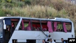 اتوبوس حامل پرسنل نظامی و خانواده آنها