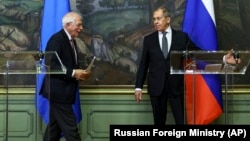 Ռուսաստանի և Եվրամիության արտգործնախարարներ Սերգեյ Լավրովն ու Ժոզեպ Բորելը Մոսկվայում համատեղ ասուլիսի ժամանակ, 5-ը փետրվարի, 2021թ․