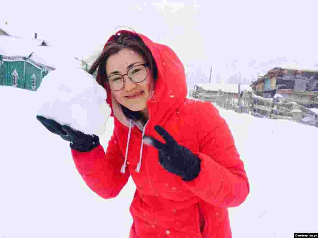 Фестиваль көпчүлүккө жылмаюу тартуулады.