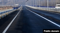 Өзгөн шаарын айланып өтүүчү жол. Иллюстрация.