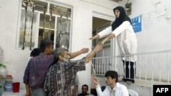 گفته می شود در ایران شمار مبتلايان به ایدز بر اثر معتادان تزريقی به خاطر اقداماتی که صورت گرفته، کاهش يافته است.