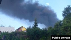 Влада Московської області повідомила про пошкодження підстанції, а жителі Сергієво-Посадського округу заявляли про чотири вибухи